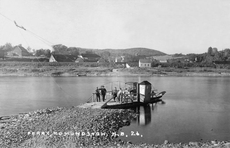 Le bac ou botte entre Edmundston, au Nouveau-Brunswick, et St. David, au Maine (am_1216)