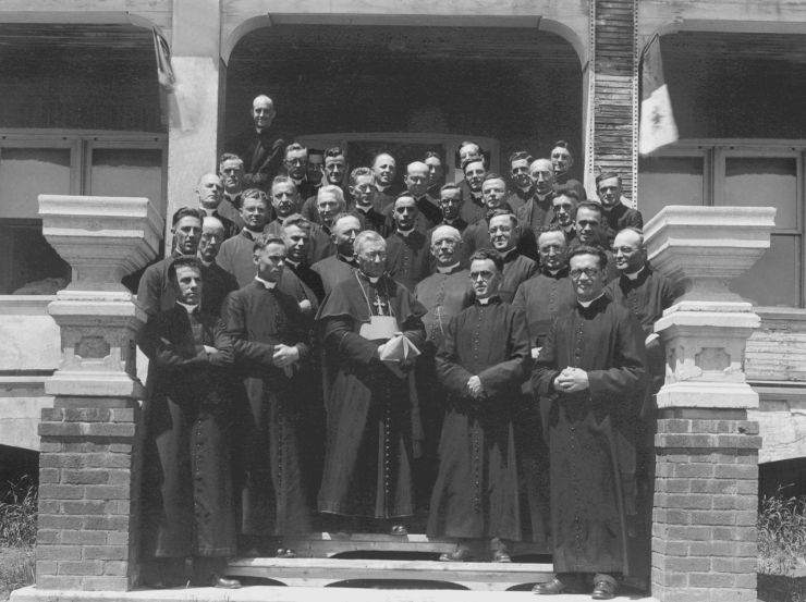Membres du clergé de la région du Madawaska et de Victoria en 1933 (am_1374)