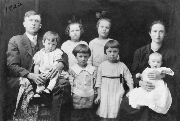 Famille d’Hubert Rossignol (1885-1924) et de Thérèse Cyr (1893-1965) (am_2254)