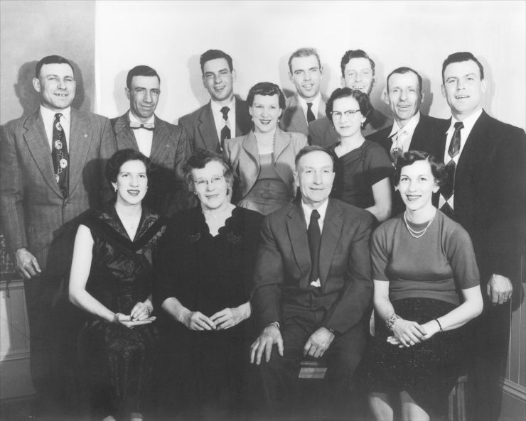 Famille de Jos N. Thériault et Eugénie Leclerc (am_2371)