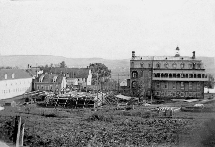 Début de construction du monastère des religieuses hospitalières en 1907 (ph_687)