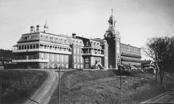 Hôtel-Dieu Saint-Joseph après 1935 (ph_624)
